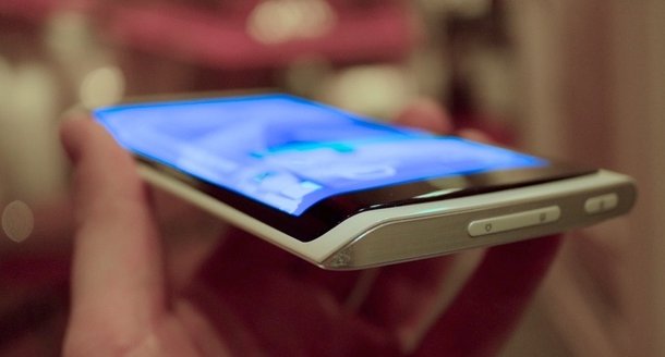 Samsung Galaxy Note 4 Ekranı YOUM ile Kıvrılıyor mu?