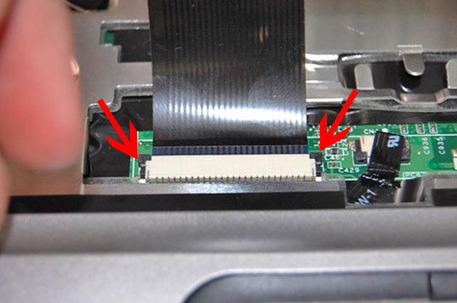 Laptop Klavye Değiştirme Nasıl Yapılır-Ribon Kablo Çıkartma